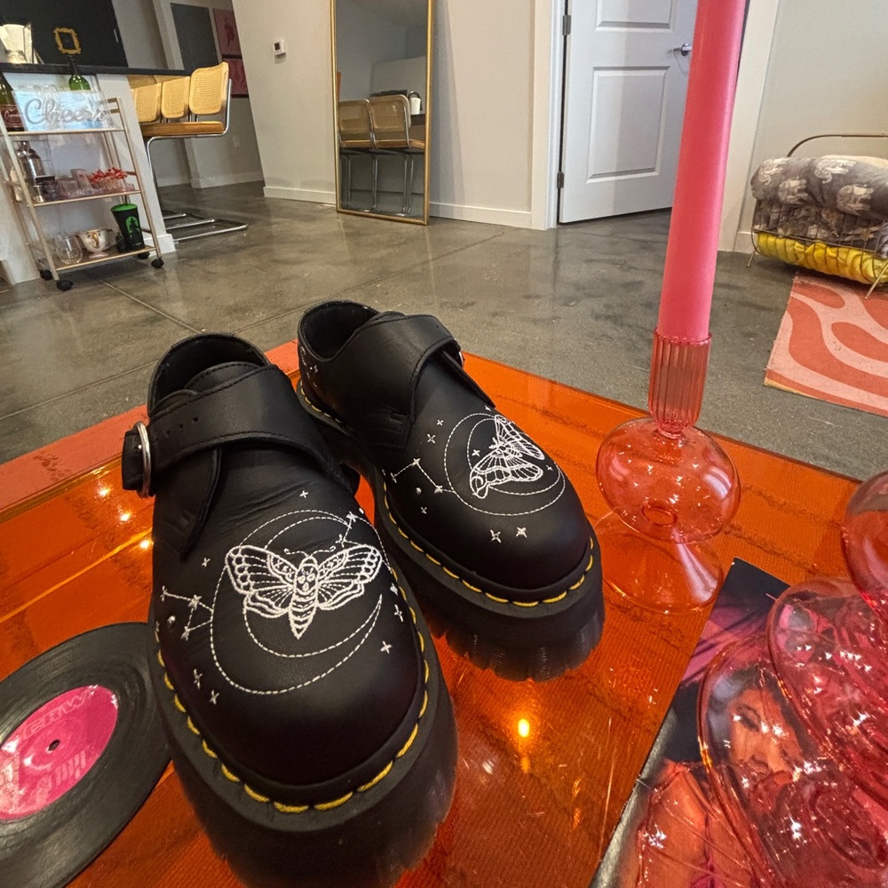 Dr. Martens Black Mules with White Star Design - Picture 5 of 6
